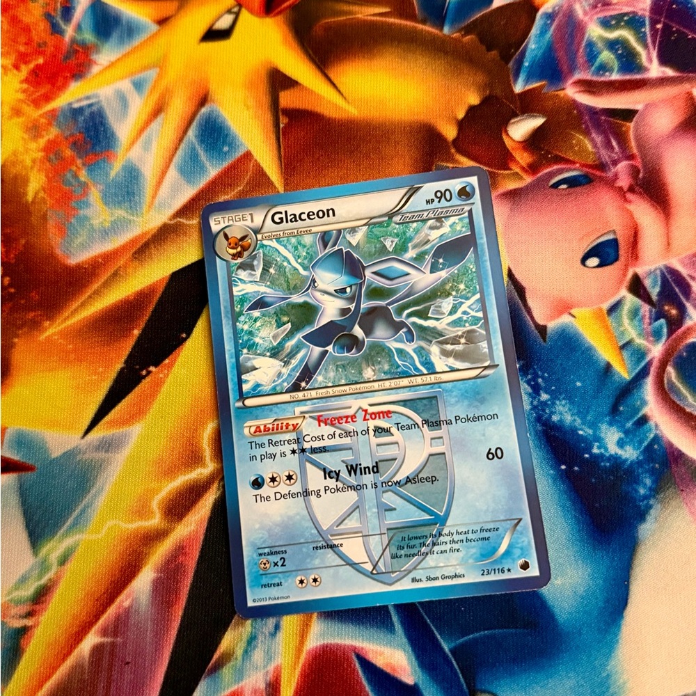 2013 Pokemon Black & White Plasma Freeze Glaceon #23/116